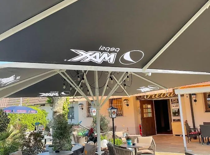 Hirschen * Reute (Baden-Wurttemberg)